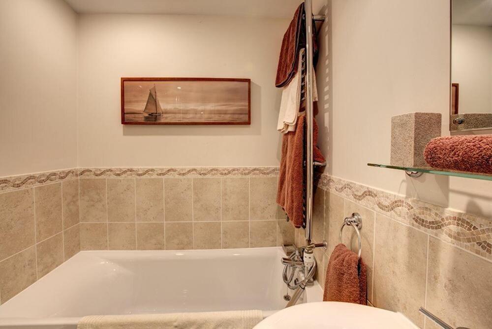 Plumtree Cottage Алнмут Екстериор снимка