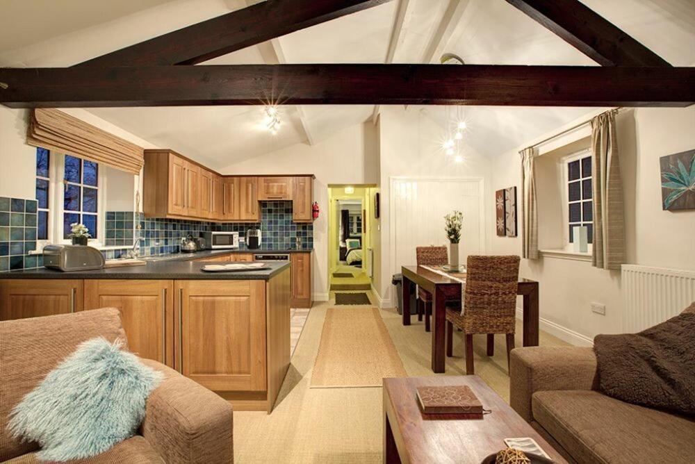Plumtree Cottage Алнмут Екстериор снимка
